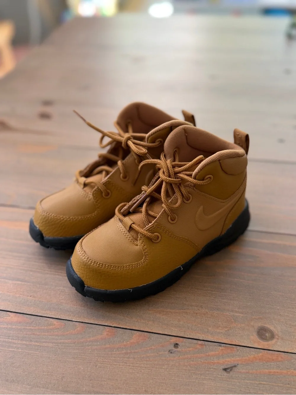 Nike Manoa Toddler Wheat-Black Boots - 9C